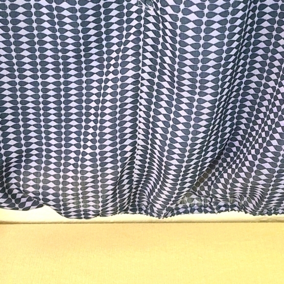 GAP NAVY CHIFFON DRESSY TANK SZ L - Picture 4 of 8